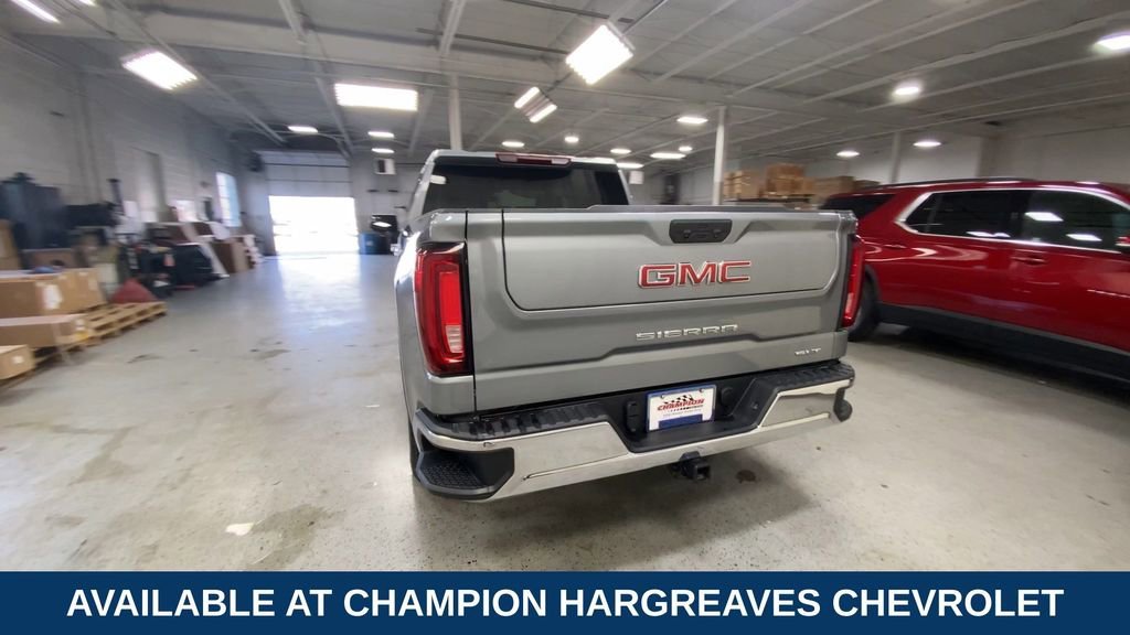 Certified Used 2025 Sterling Metallic GMC SLT image 9