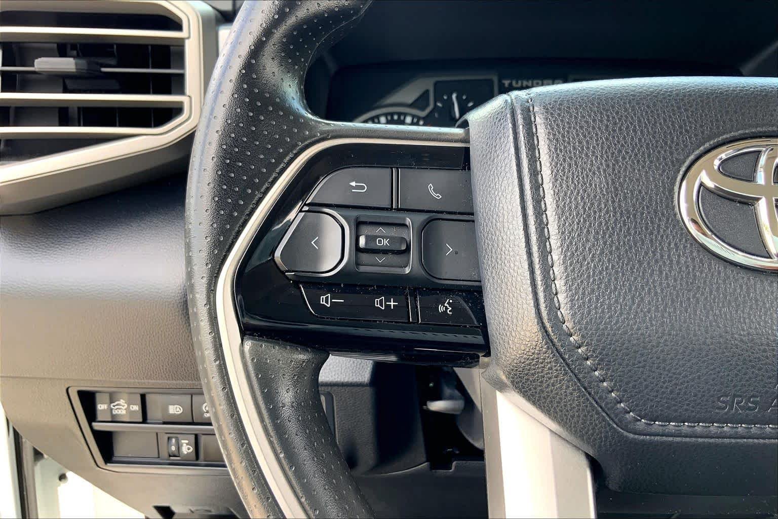Used 2024 Ice Cap Toyota SR5 image 23