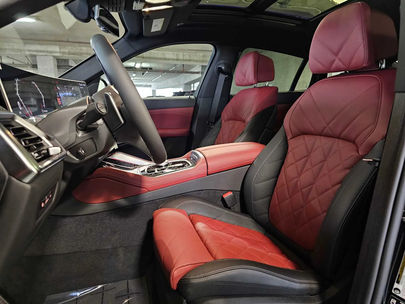 New 2026 Black Sapphire Metallic BMW xDrive40i image 32