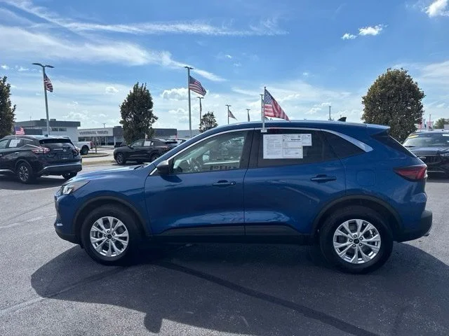 Certified Used 2023 Atlas Blue Metallic Ford Active image 9
