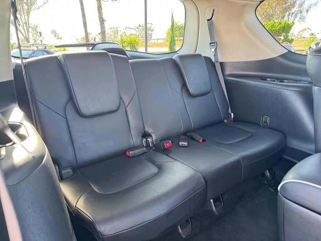 Used 2024 Blue INFINITI Premium Select image 21