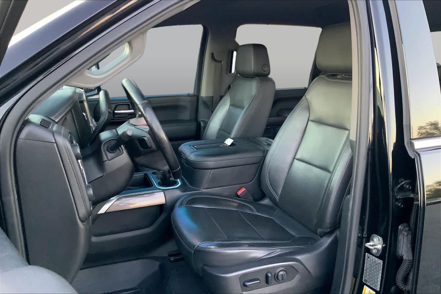 Used 2020 Black Chevrolet LTZ image 8