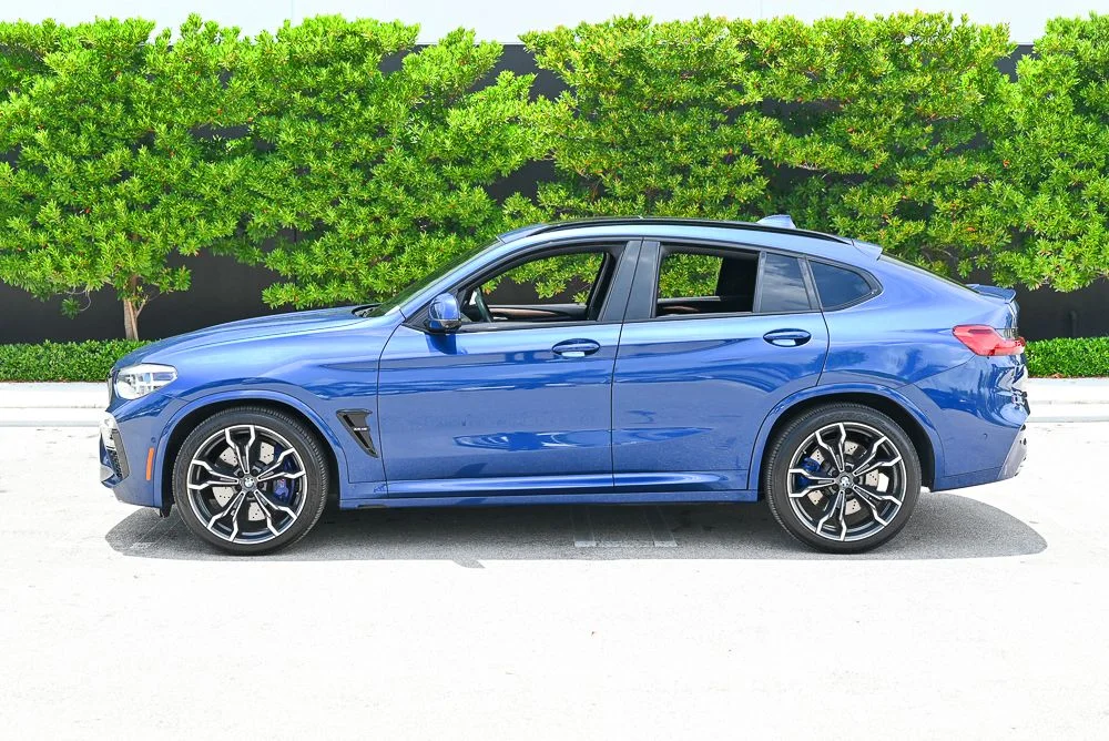 Used 2020 Blue BMW Base image 5