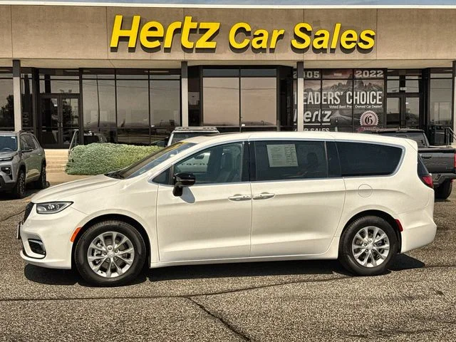 2026 Chrysler Pacifica