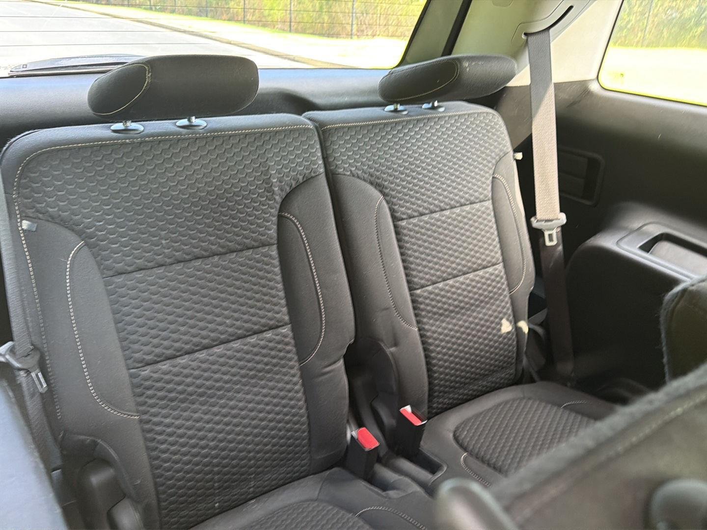 Used 2019 Quicksilver Metallic GMC SLE image 12