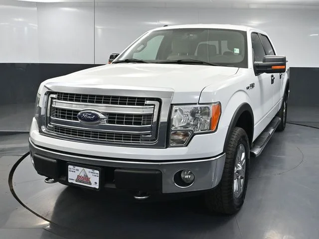 Used 2013 White Ford XLT image 8