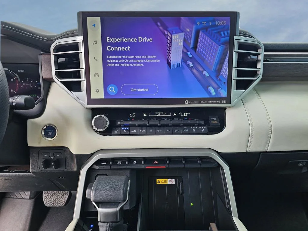 Used 2024  Toyota SR5 image 26