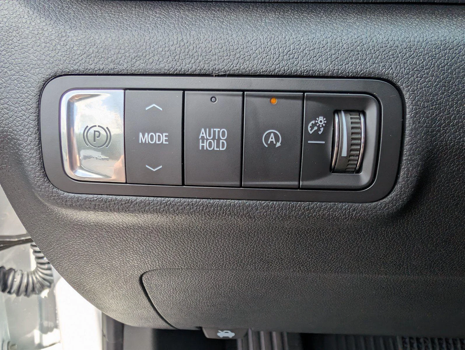 New 2026 Summit White GMC Elevation image 27