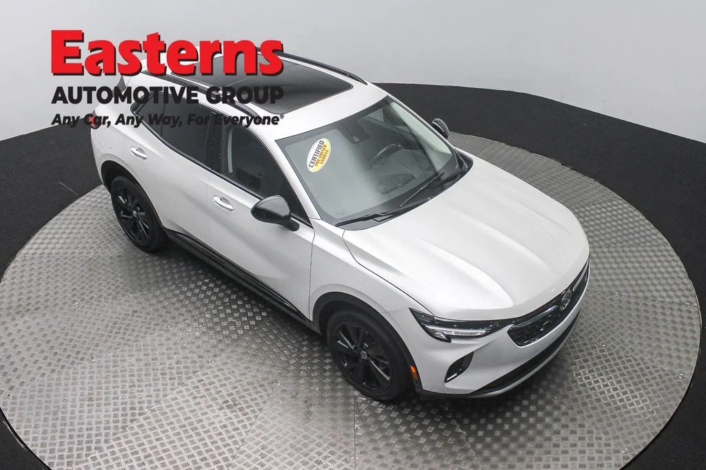 Used 2023 White Buick Essence image 3