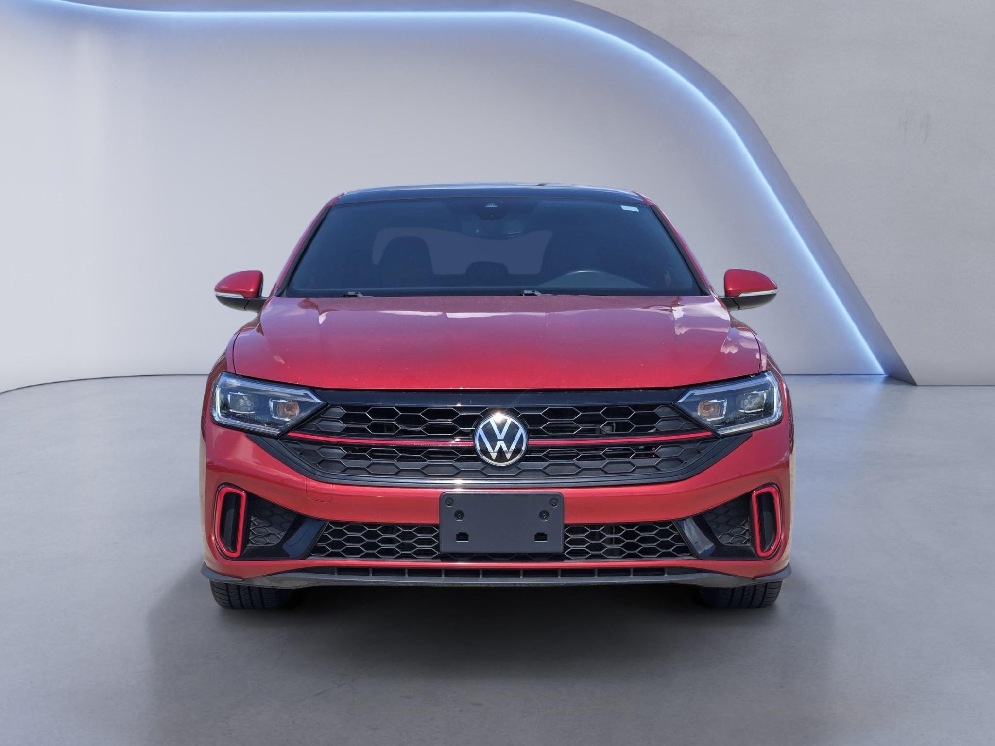 Used 2022 Kings Red Metallic Volkswagen Autobahn image 2