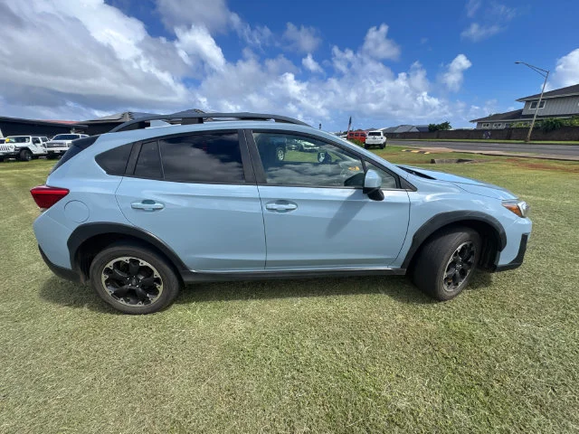 Used 2021 Gray Subaru Premium image 8