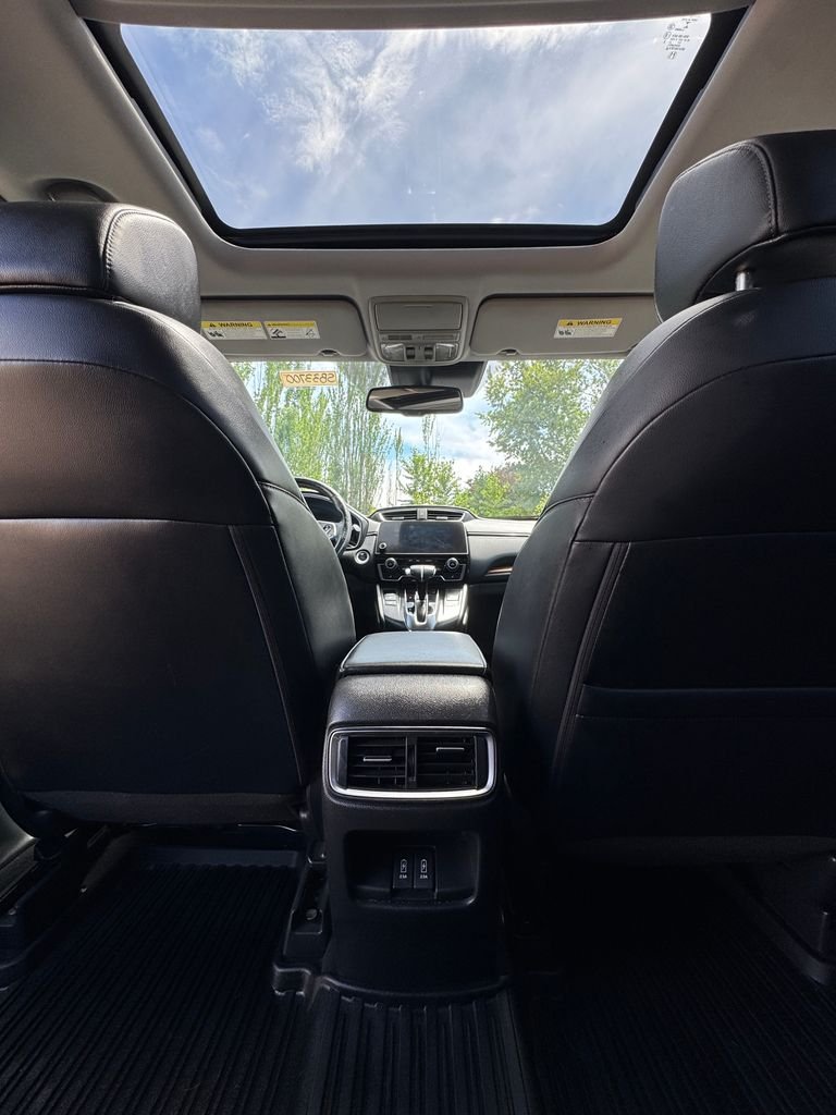 Used 2017 Dark Olive Metallic Honda Touring image 29