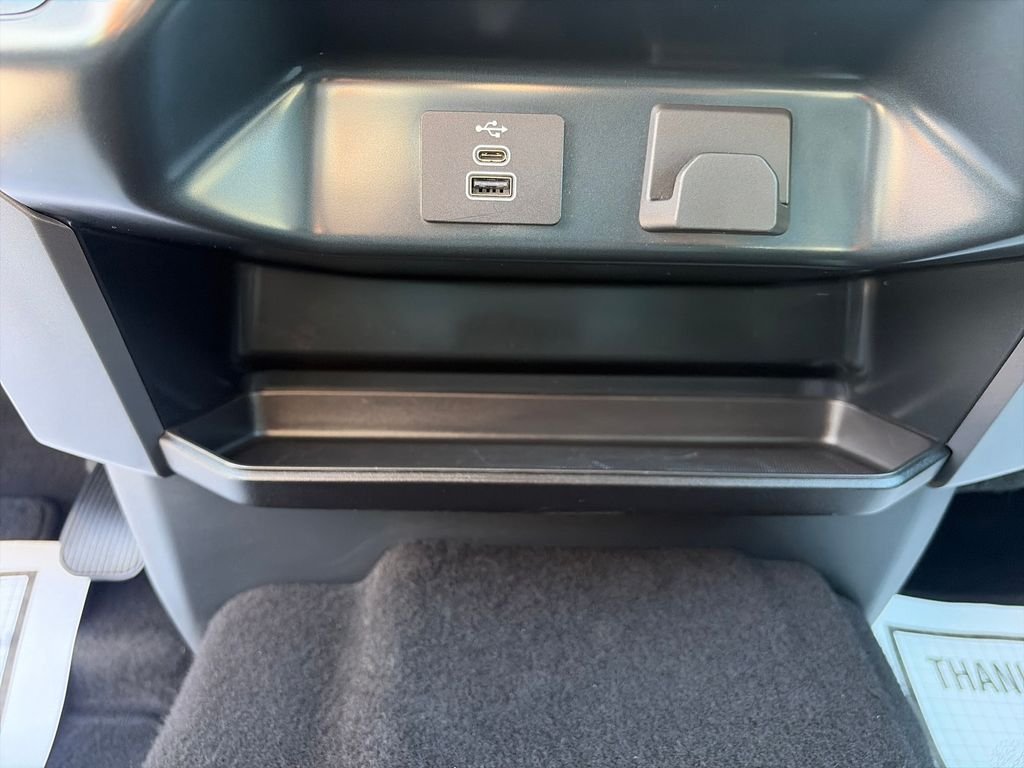 Used 2025 White Ford XLT image 34