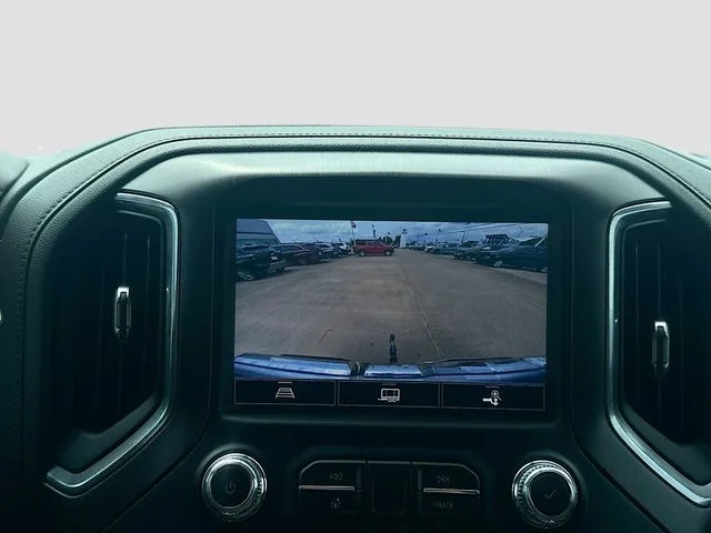 Used 2021 Summit White GMC AT4 image 14