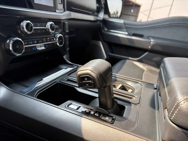 Certified Used 2024  Ford Lariat image 18