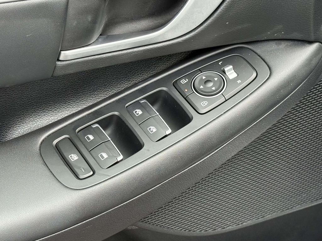Certified Used 2025 White Hyundai SEL image 29