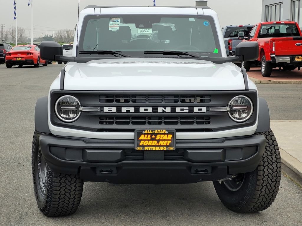 New 2025 Oxford White Ford Base image 2
