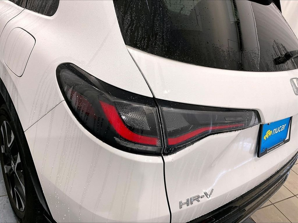Used 2026 Platinum White Honda EX-L image 33