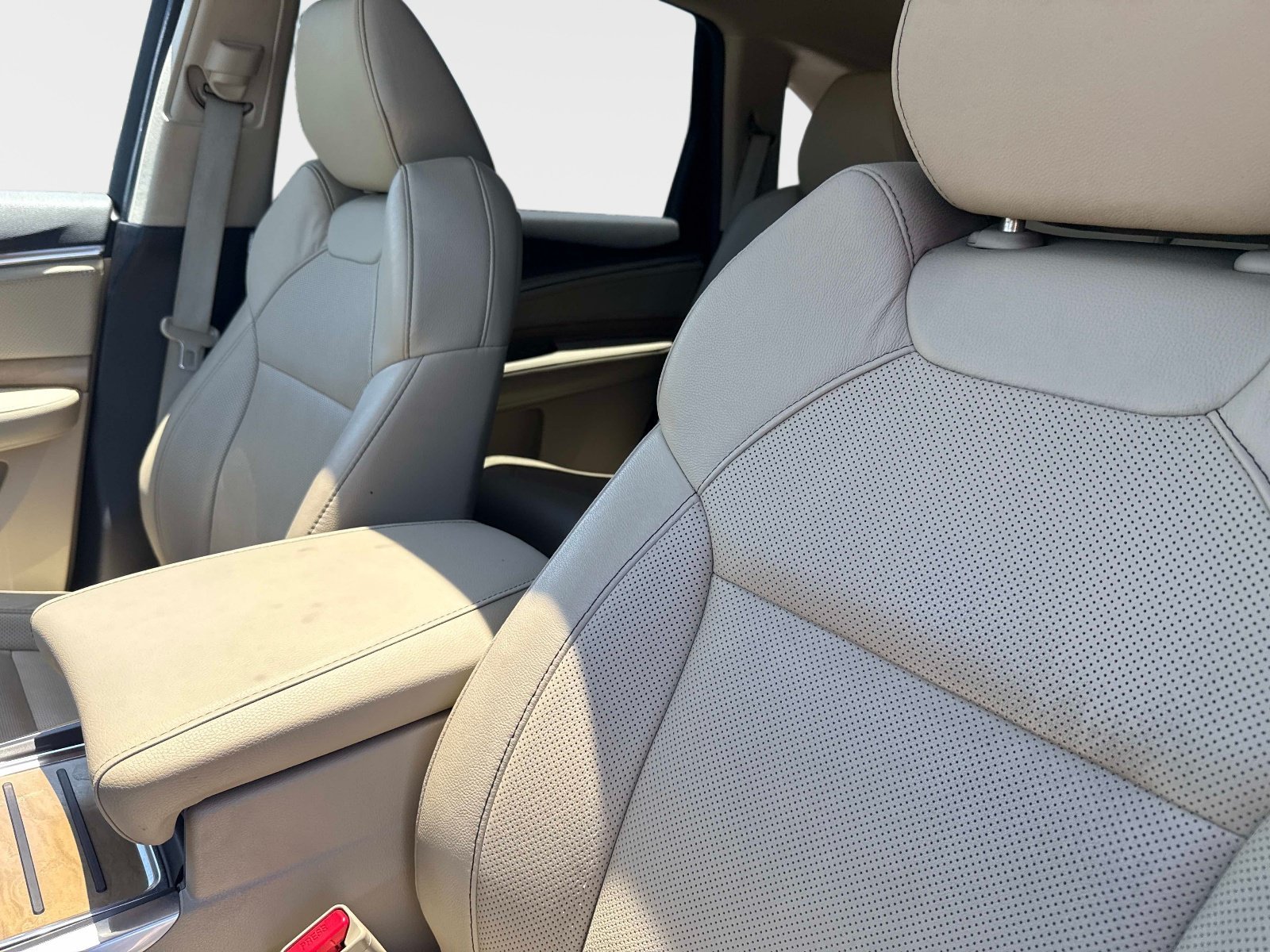 Used 2020 Performance Red Pearl Acura w/Technology Pkg image 23
