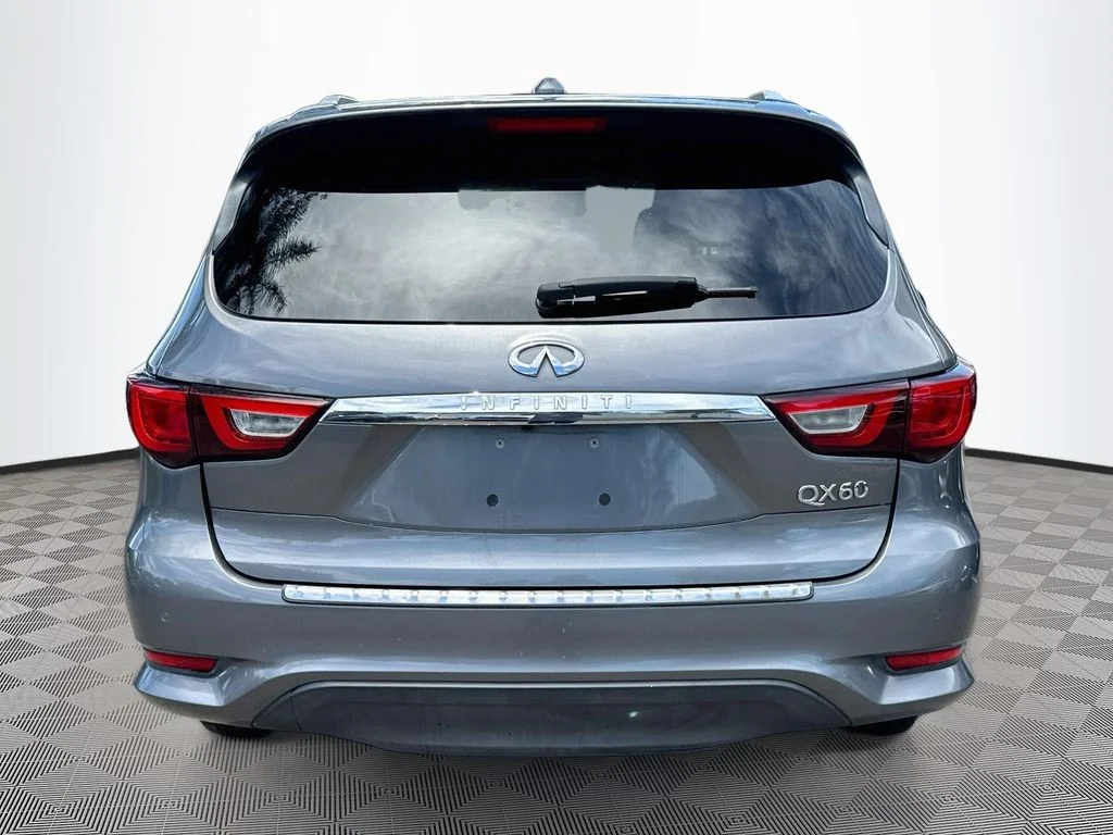 Used 2018 Gray INFINITI Base image 7