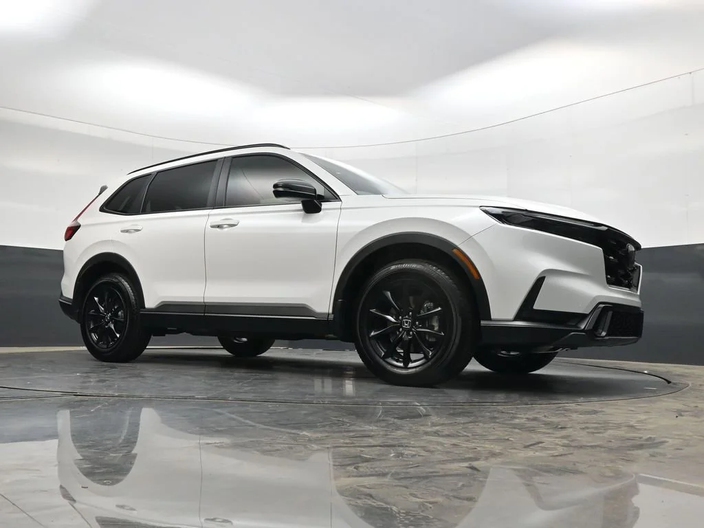 Certified Used 2026 Platinum White Pearl Honda Sport-L image 59