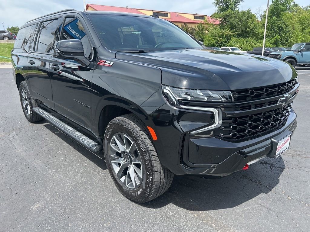 Used 2024 Black Chevrolet Z71 image 3
