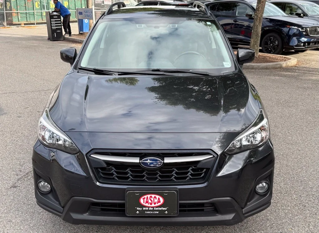 Used 2019 Dark Gray Metallic Subaru 2.0i Premium image 2