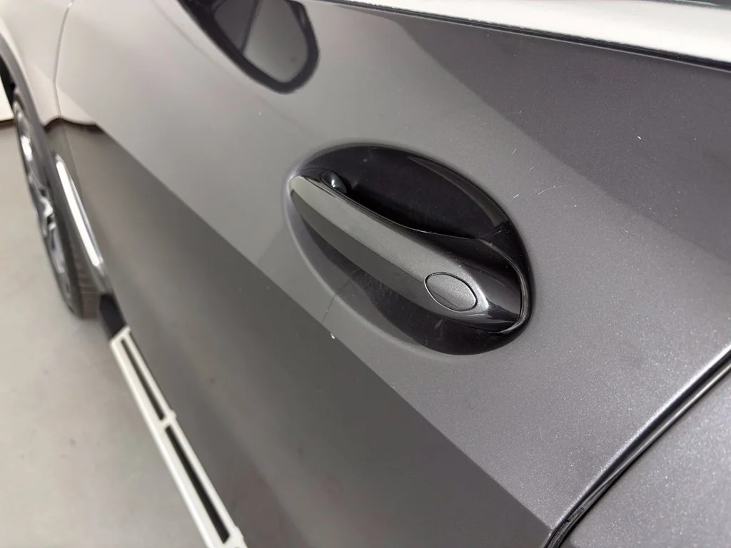 Used 2020 Gray BMW sDrive40i image 14