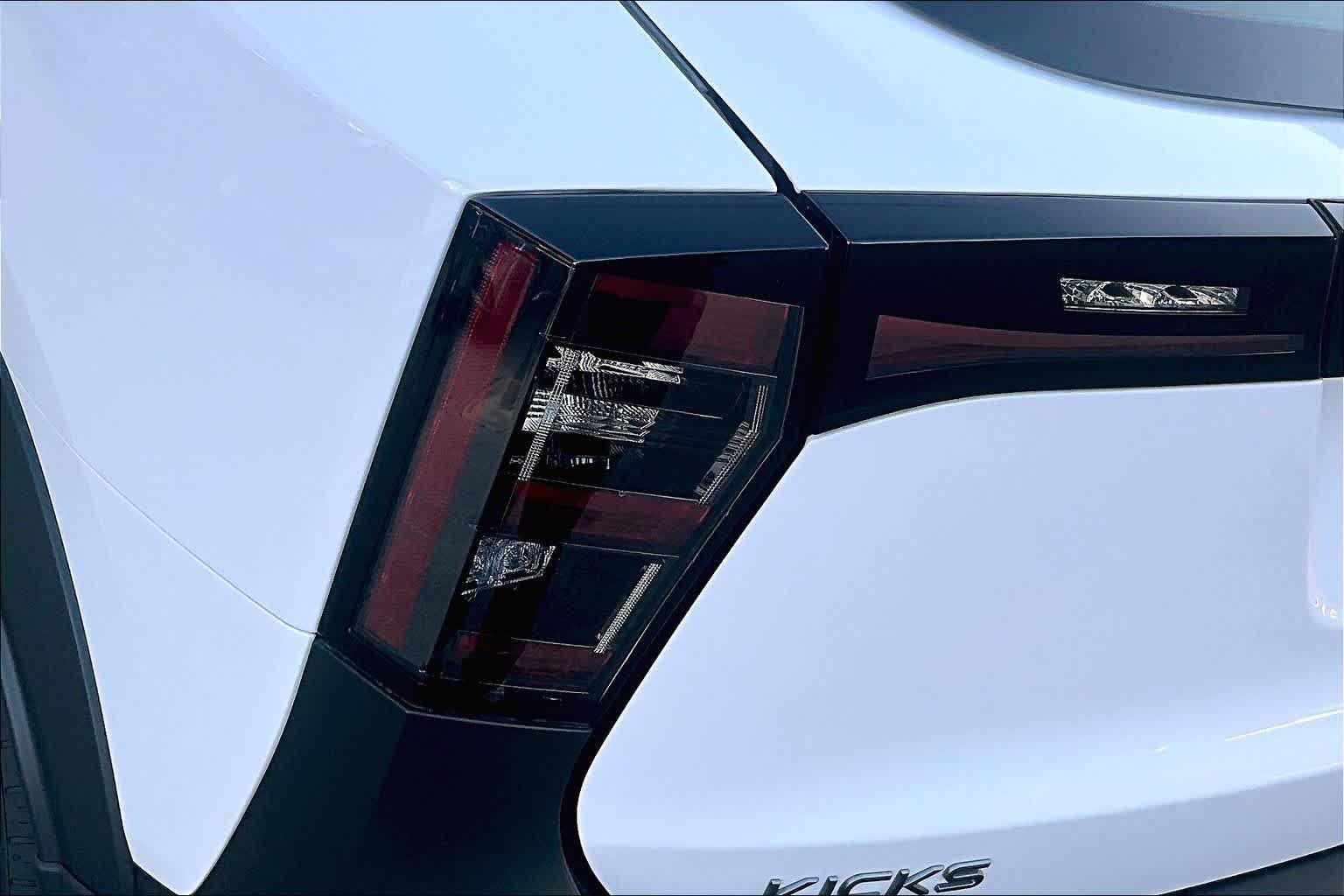 New 2027 QM1/FRESH POWD Nissan S image 12