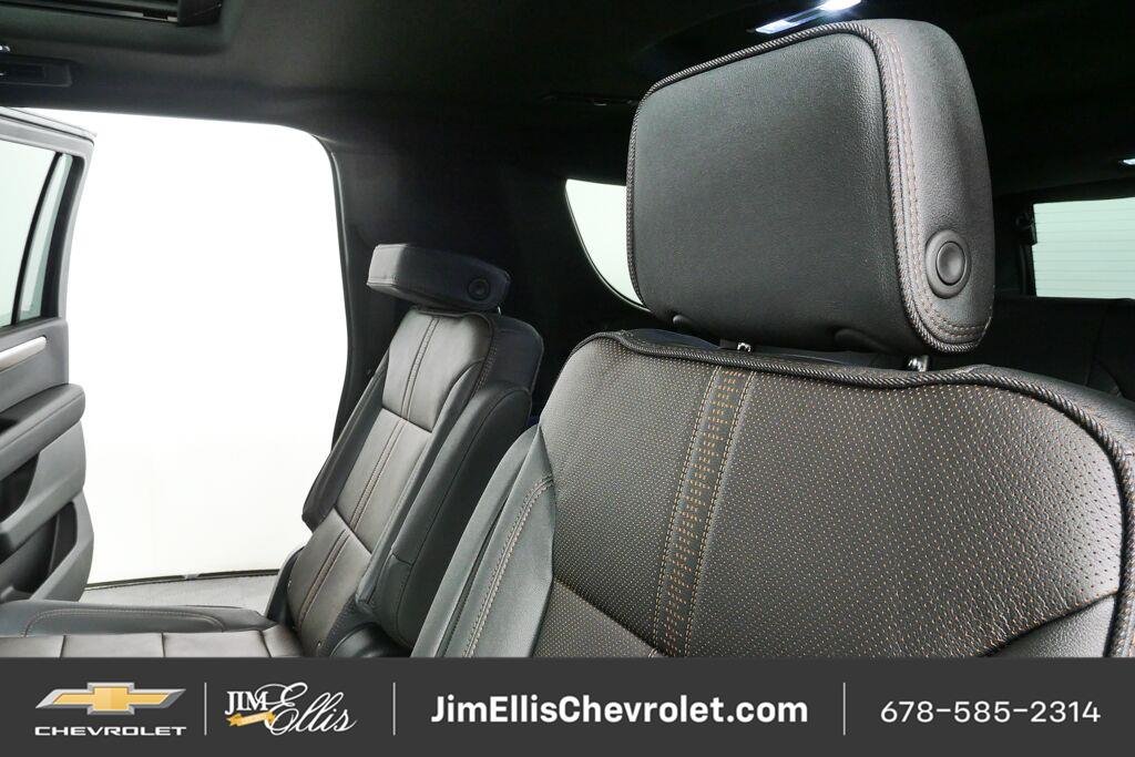 2026 Chevrolet Suburban High Country - Photo 21