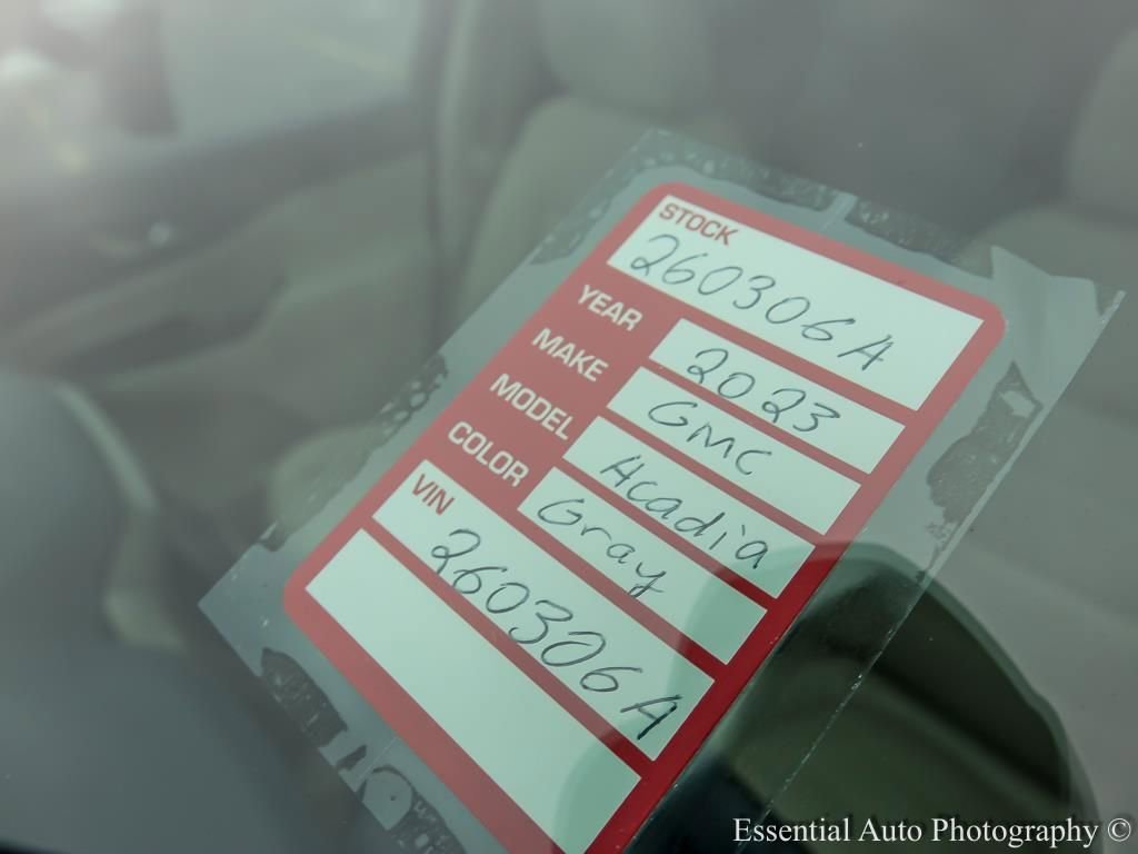 2023 GMC ACADIA - Image 34