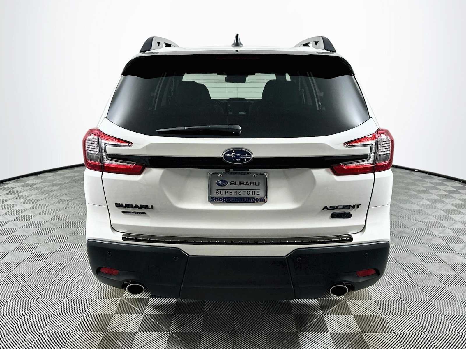 New 2026 CRYSTAL WHITE PEARL Subaru Onyx Edition Touring 7-Passenger image 6
