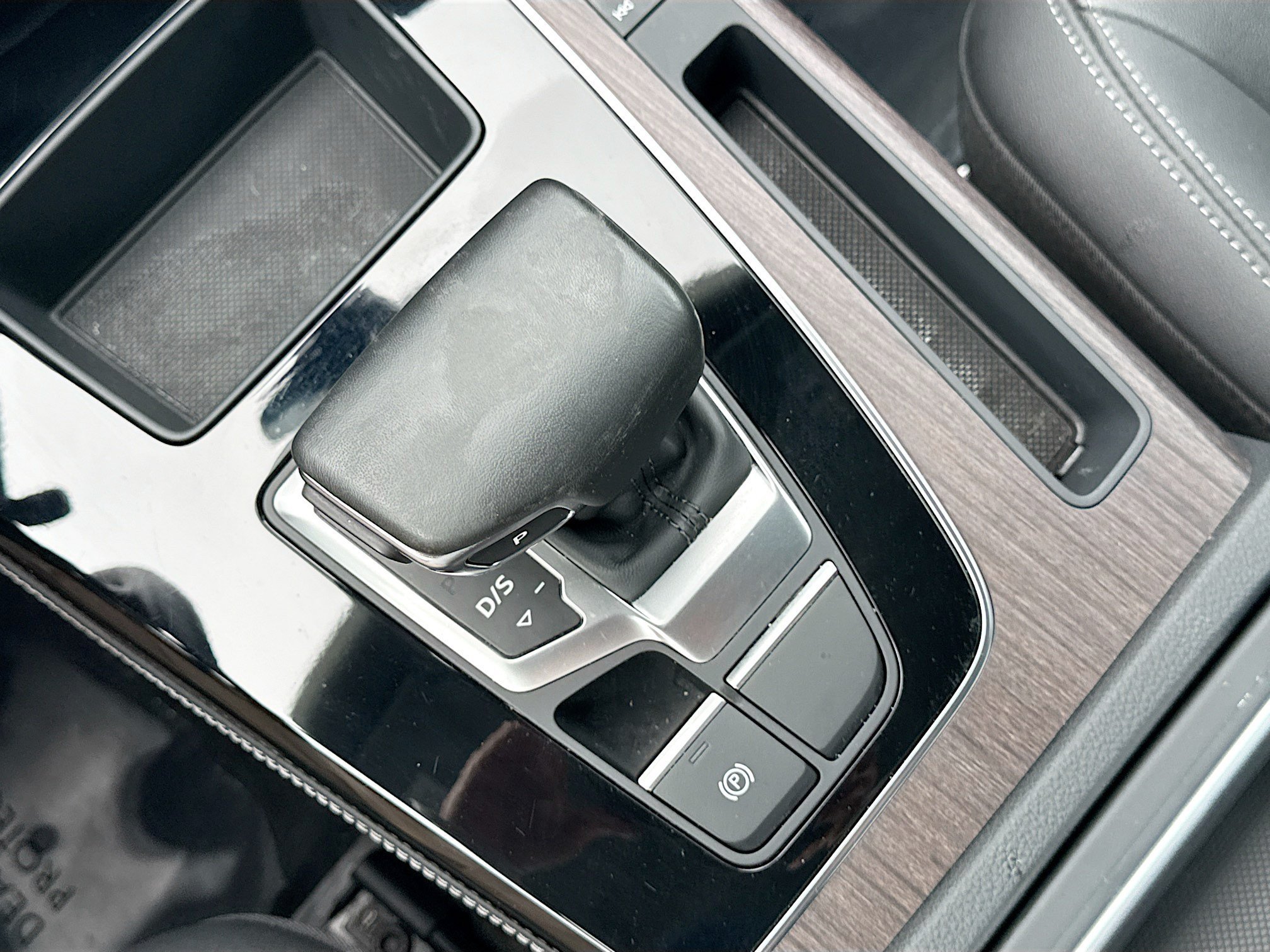 Used 2022 Gray Audi Premium Plus image 28