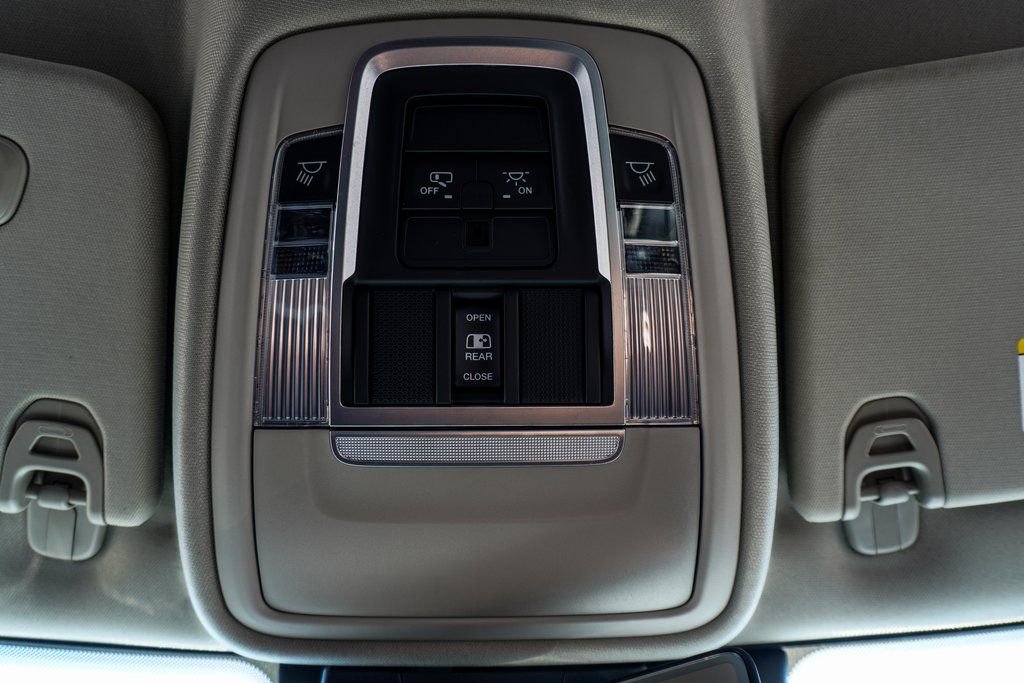 Used 2022 Black Ram Laramie image 25