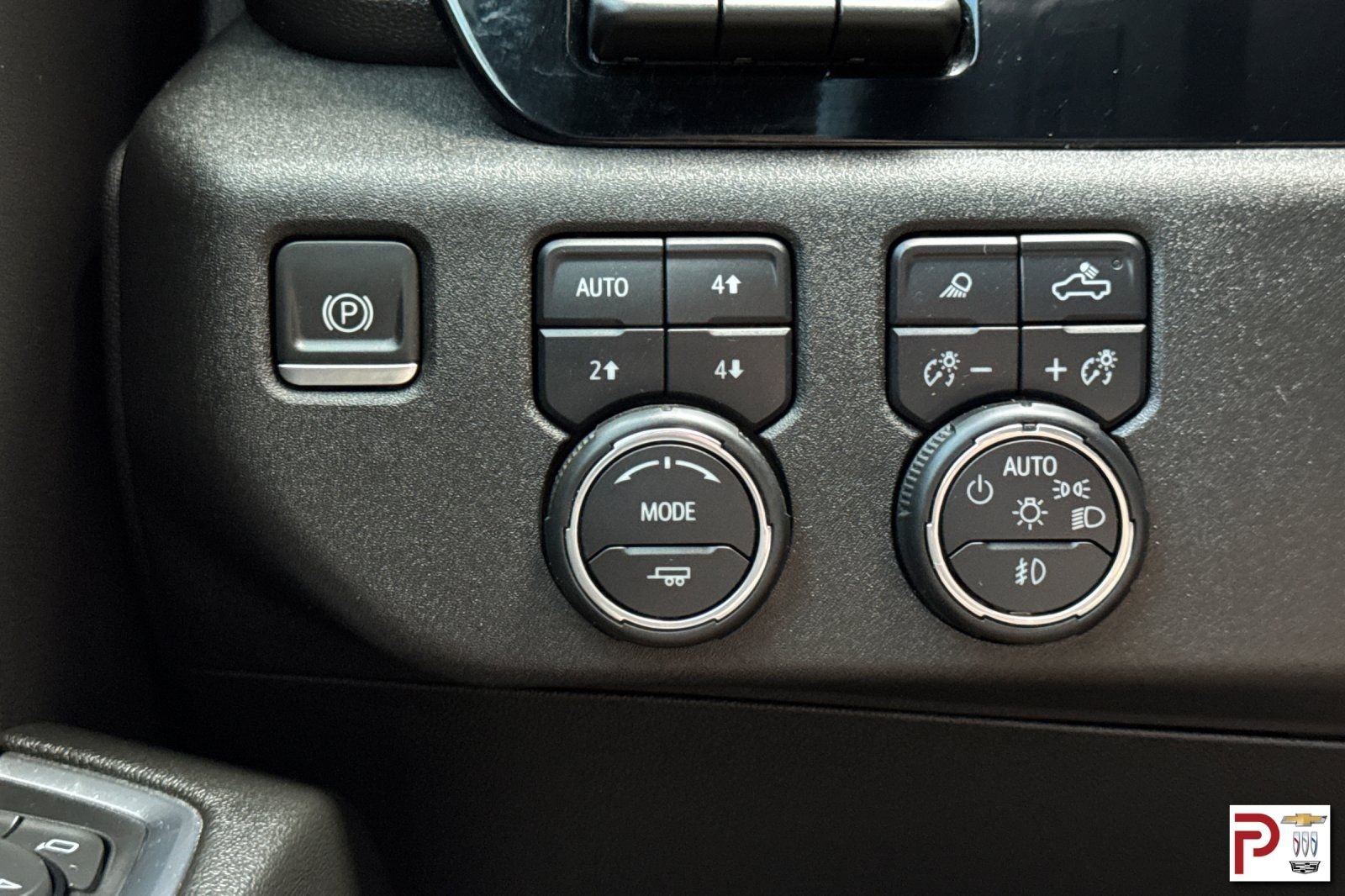 Used 2024 Red Chevrolet High Country image 32