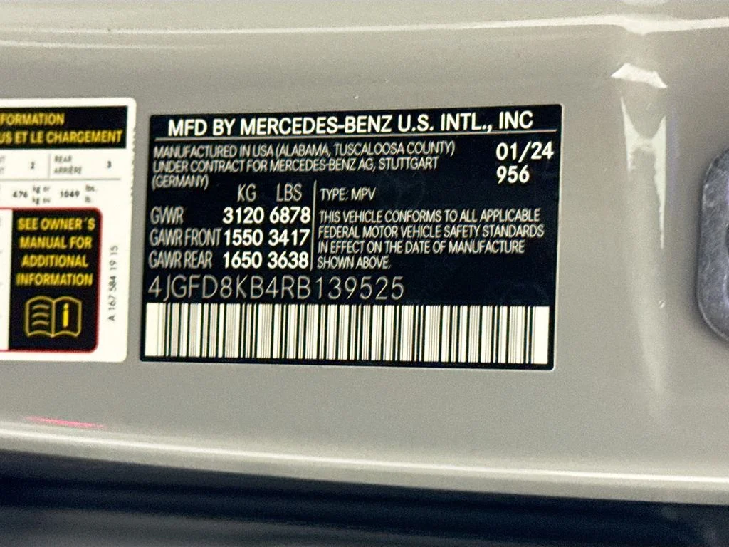 Used 2024 Selenite Gray Metallic Mercedes-Benz GLE 63 S AMG® image 35