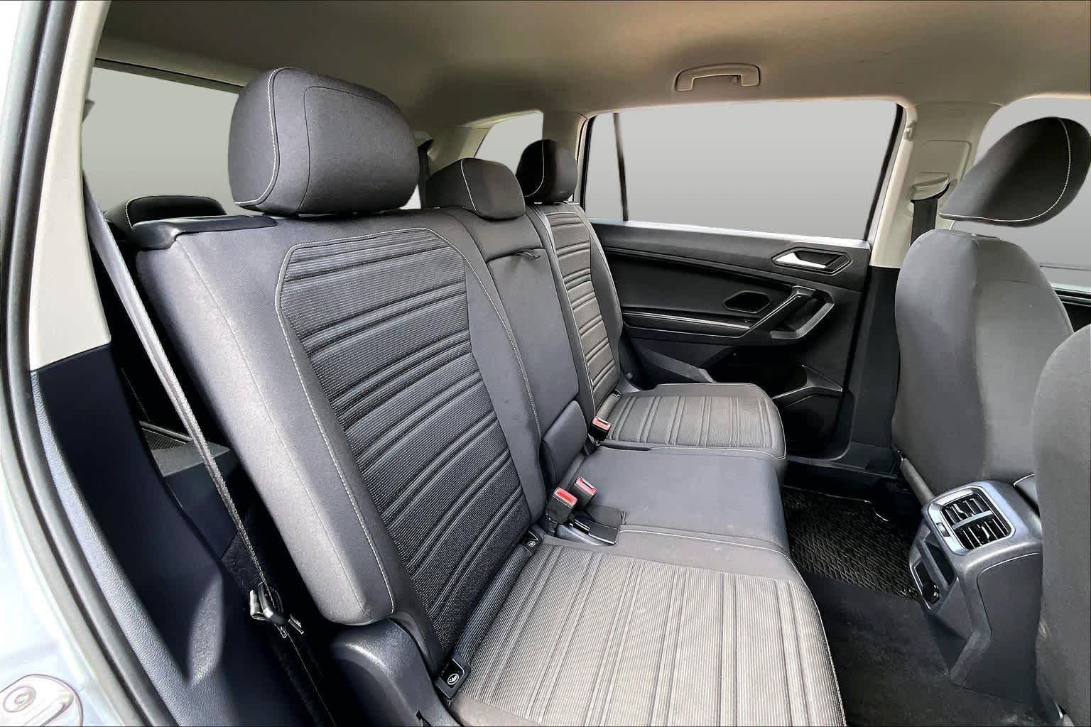 Used 2022 Pyrite Silver Metallic Volkswagen S image 19