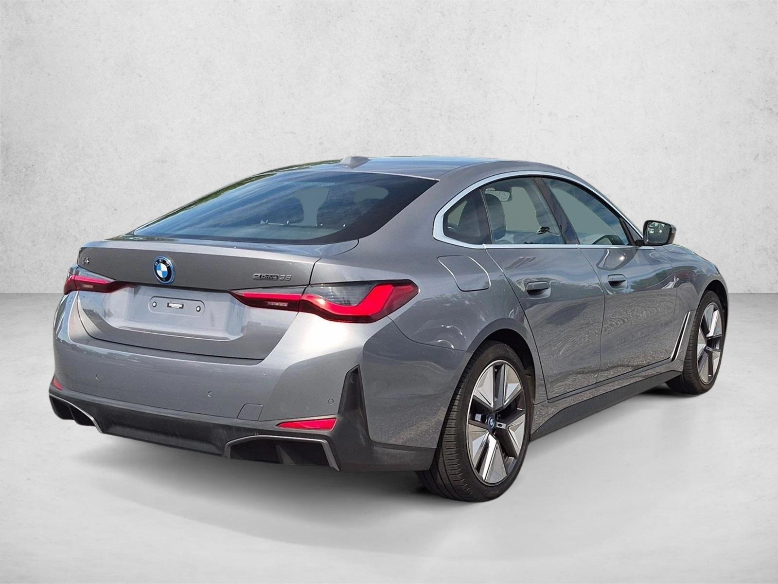 Used 2023 Skyscraper Grey Metallic BMW eDrive35 image 5