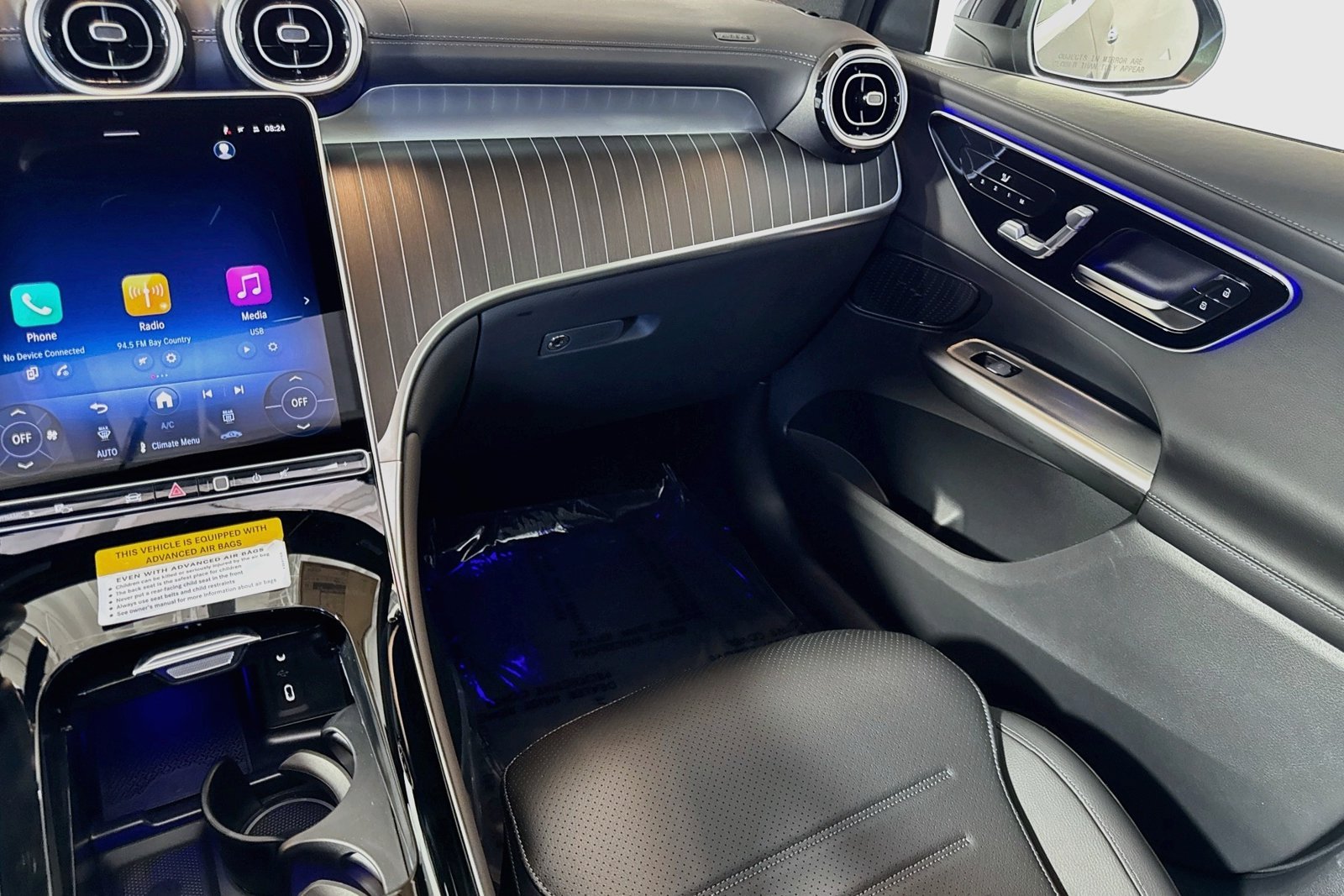 New 2026 Black Mercedes-Benz GLC 300 image 21