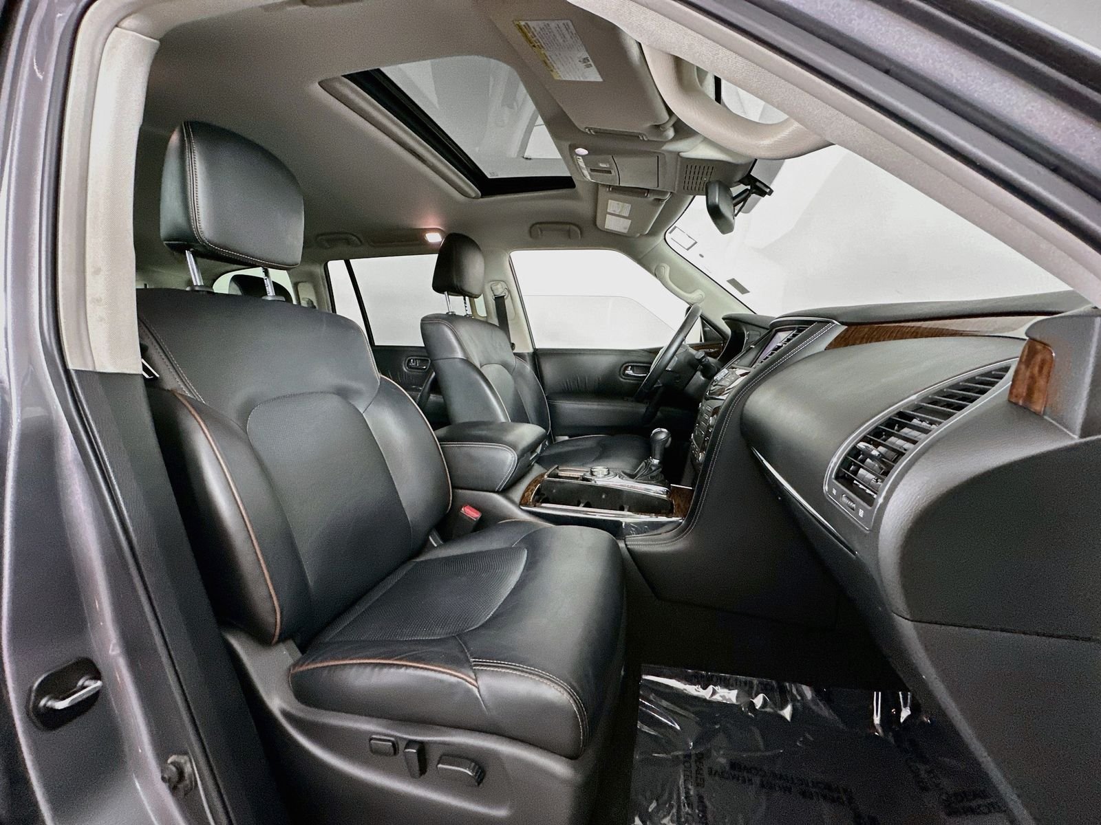 Used 2019 Gun Metallic Nissan SL image 31