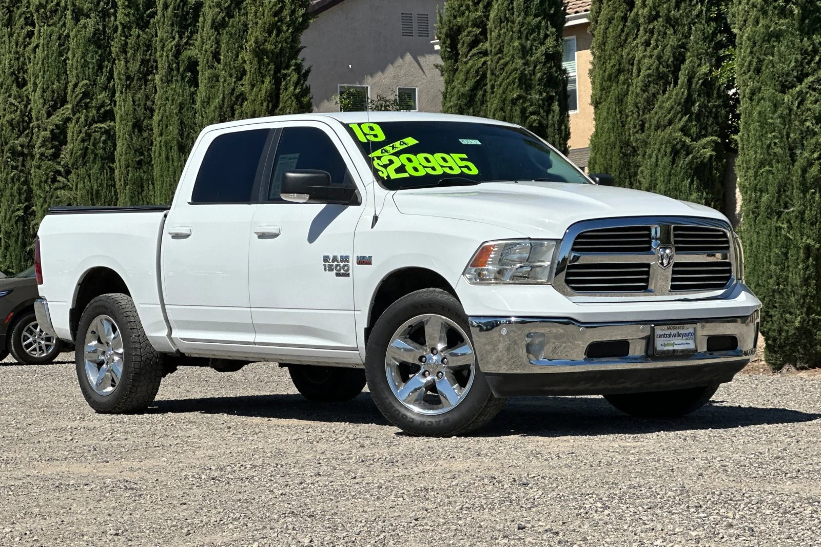2019 RAM 1500 Classic Big Horn 4x4 Crew Cab 5'7's photo