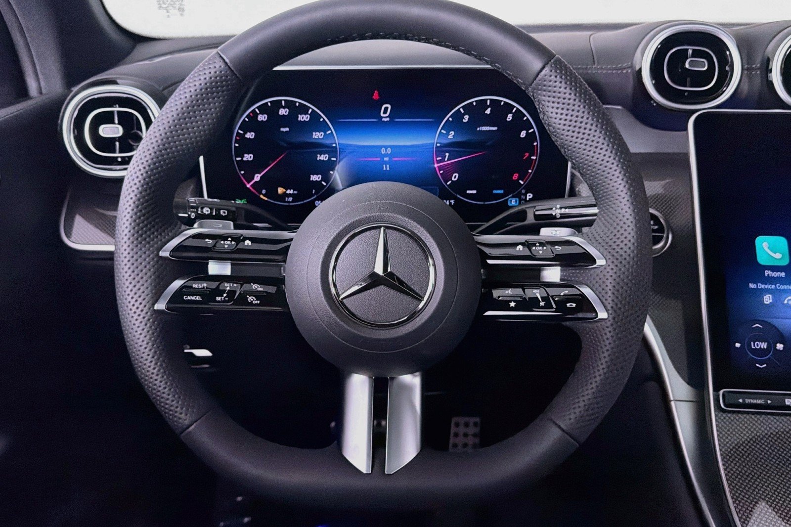 New 2026 Black Mercedes-Benz GLC 300 SUV image 17