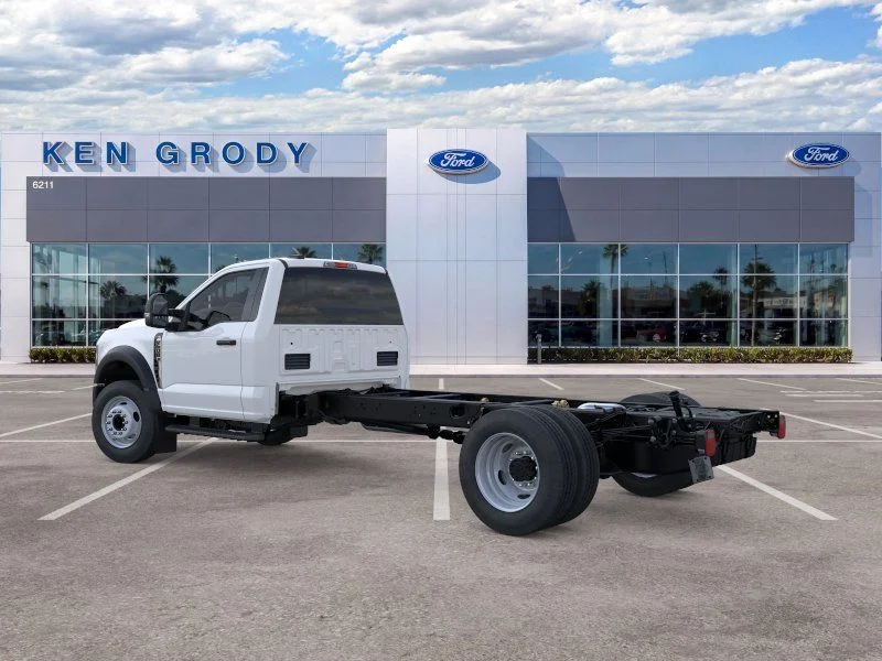 New 2026 Oxford White Ford XL image 5