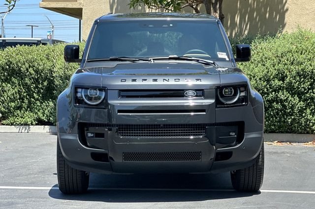 New 2026 Carpathian Grey Land Rover S image 8