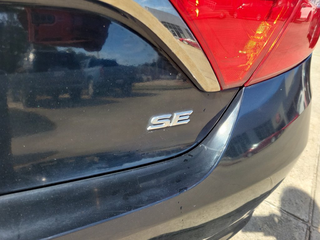 Used 2017 Black Toyota SE image 10