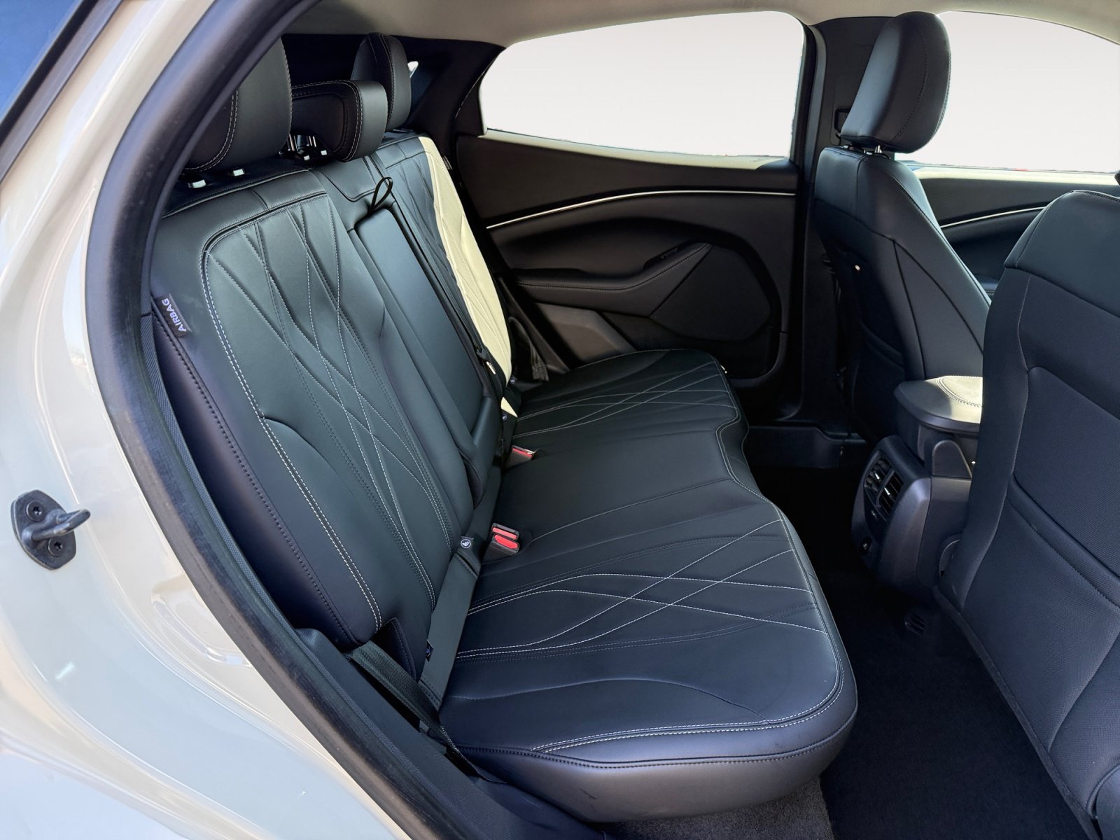 Certified Used 2025 Beige Ford Select image 18