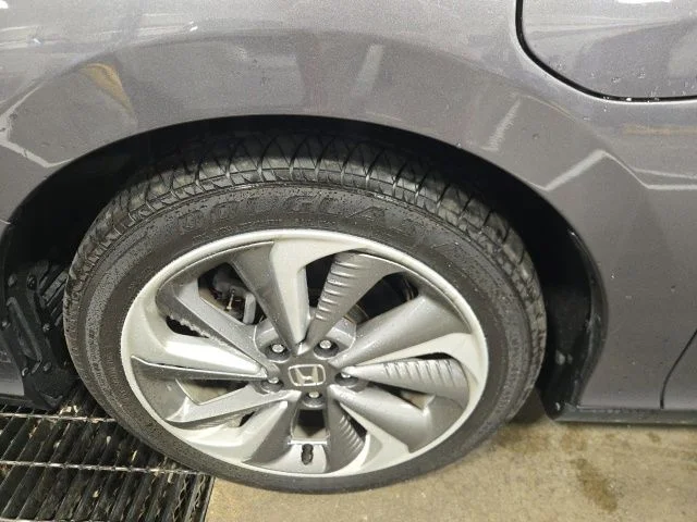 Used 2018  Honda Base image 10