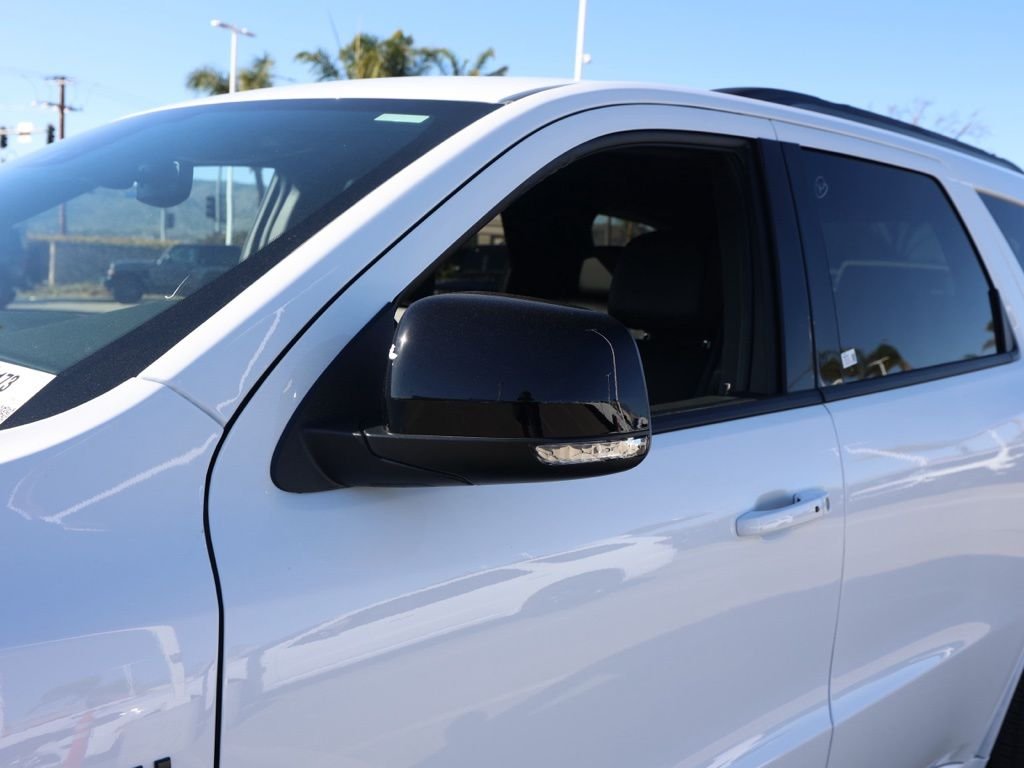 New 2026 White Knuckle Clear-Coat Exterior Paint Dodge GT Premium HEMI V8 image 11