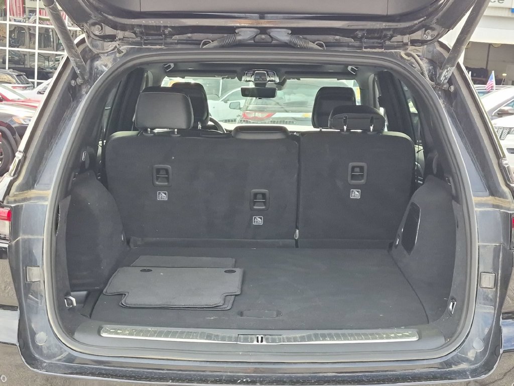 Used 2024 Black Jeep Overland image 7