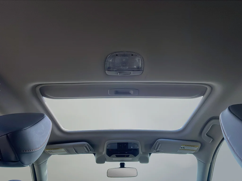 Used 2018 Gray Subaru 2.0i Limited image 16